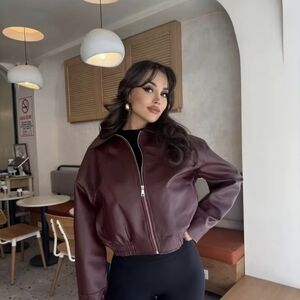 Elegant Women's Burgundy Leather Jacket